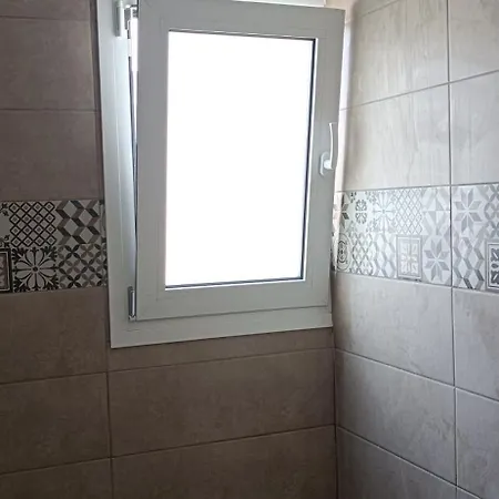 Thea, Appartamento *